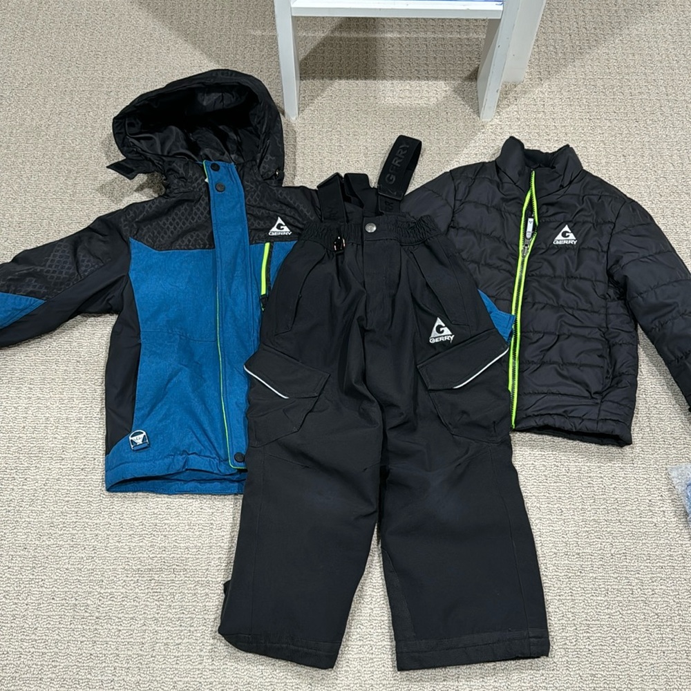 Gerry boy ski outfit size XS 5-6.